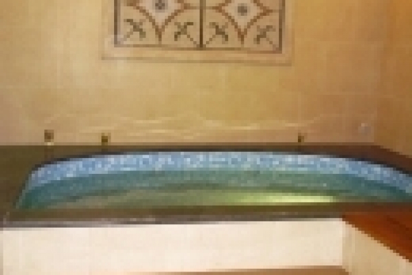 VENDITA VASCHE IDROMASSAGGIO E PISCINE -AVELLINO