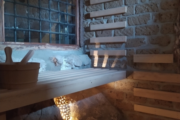 STONE & WOOD SAUNA