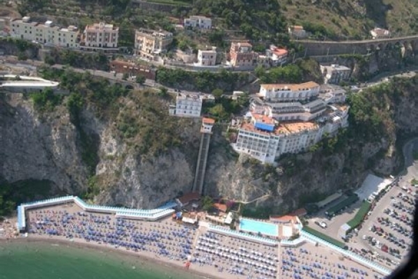 PROGETTAZIONE-COSTRUZIONE  DI LUXURY SPA&CENTRI BENESSERE PER HOTEL