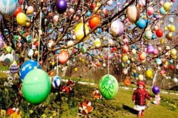  Pääsiäinen- La PASQUA in stile finlandese