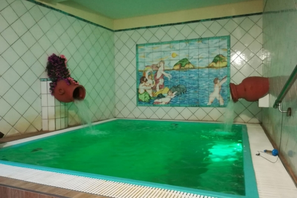PISCINE E VASCHE IDROMASSAGGIO/ Scopri l'offerta SUOMISAUNA 