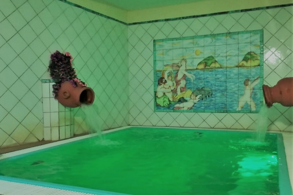 Progetto-Costruzione-Vendita Piscine e Vasche Idromassaggio