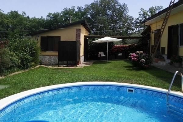 SAUNA PER ESTERNO con piscina e solarium -Podere Donna Irene