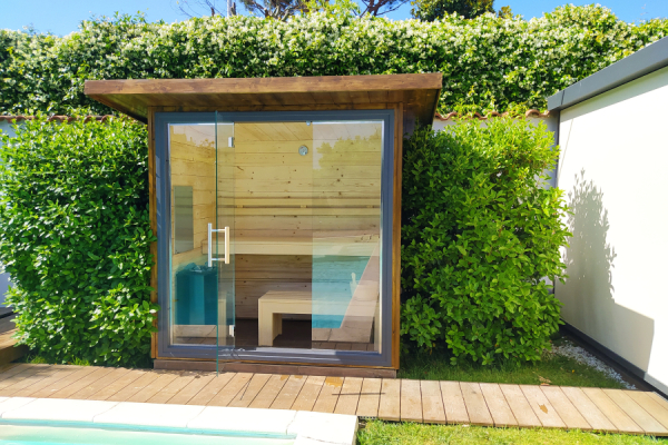 SAUNA FINLADESE CON STUFA A LEGNA PER GIARDINO